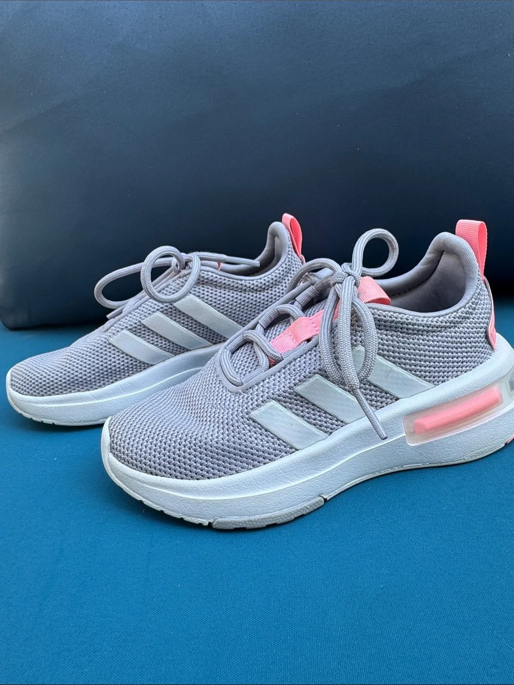 adidas Racer TR23 Girls Sneakers Grey Pink Size 10.5 Kids